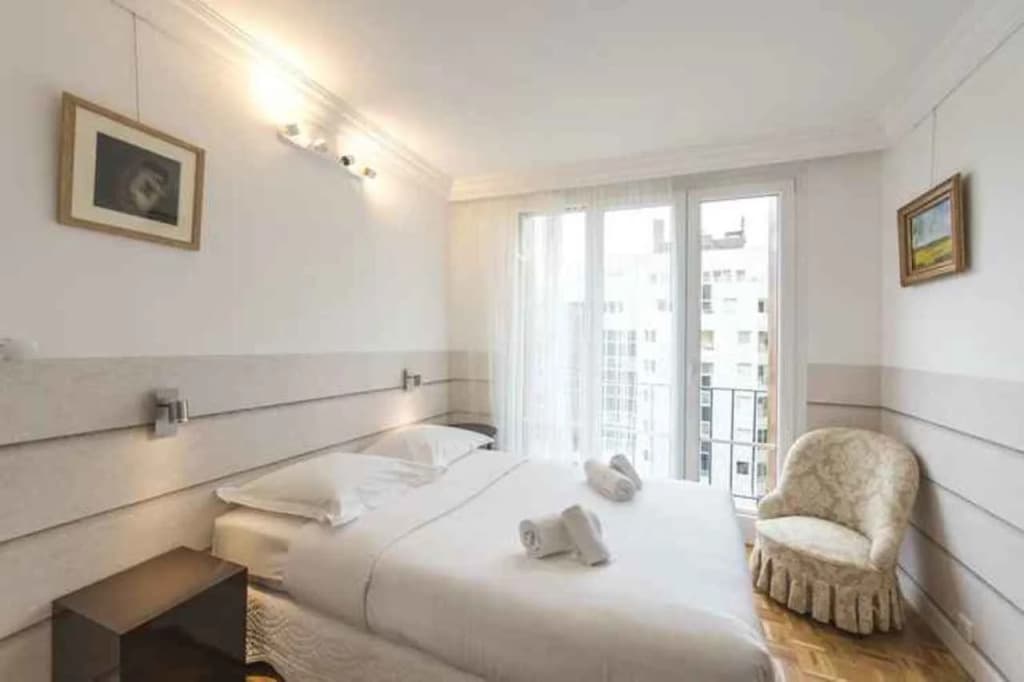 Apartment near Pont de Grenelle - photo 4