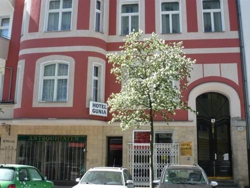 Hotel Gunia - main photo
