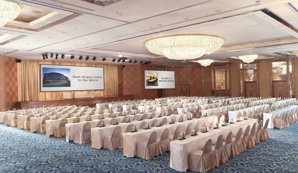 Regal Airport Hotel - photo 17