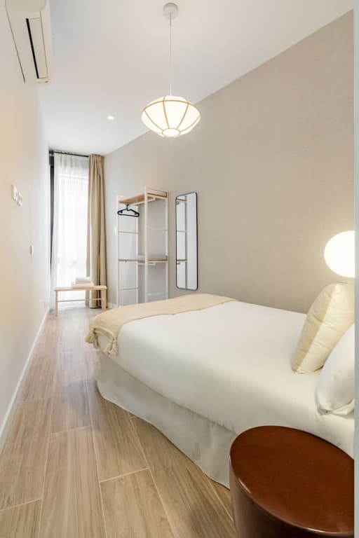 The Madrid Studios by Charming - photo 10