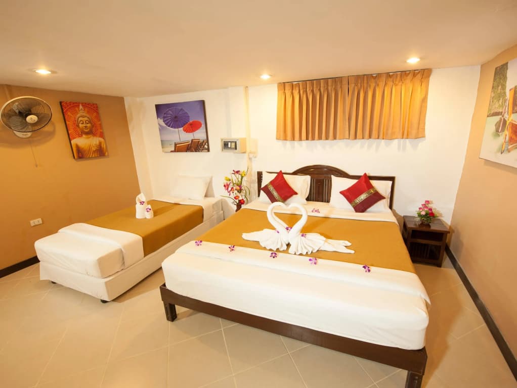Rich Resort Beachside Hotel - photo 3