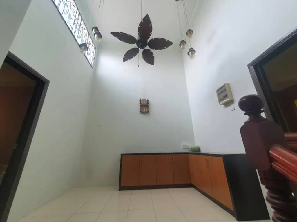Suburban Vacation Home - photo 9