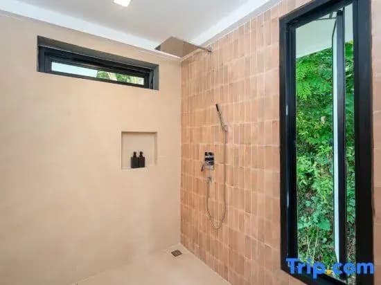 patong hill 3 villa - photo 2