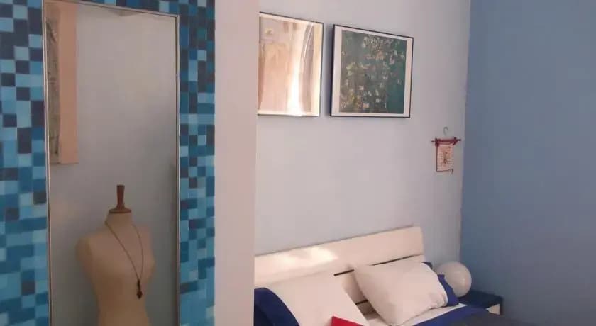 Central Apartment Downtown - photo 2