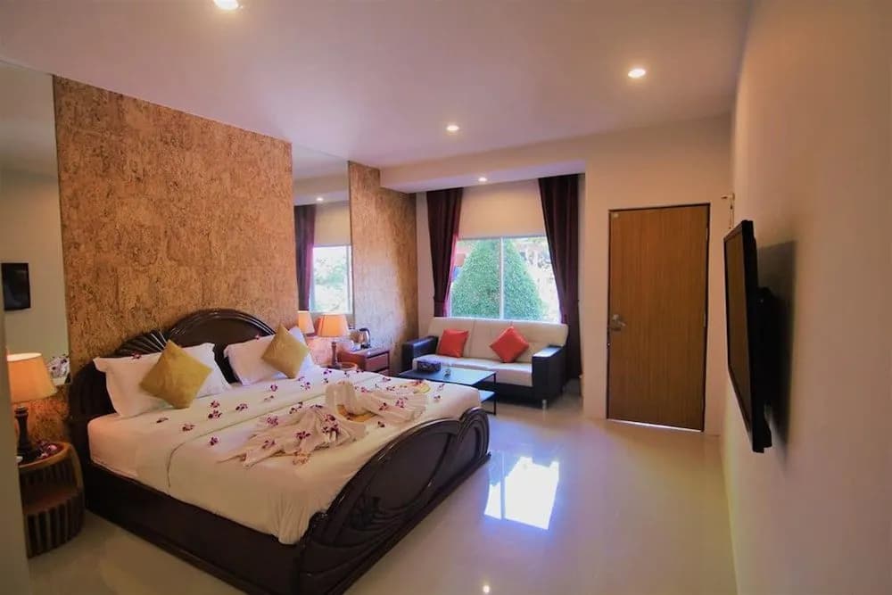 Bangrak Samui Beach Resort - photo 5