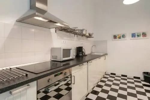 White Apartment - photo 15