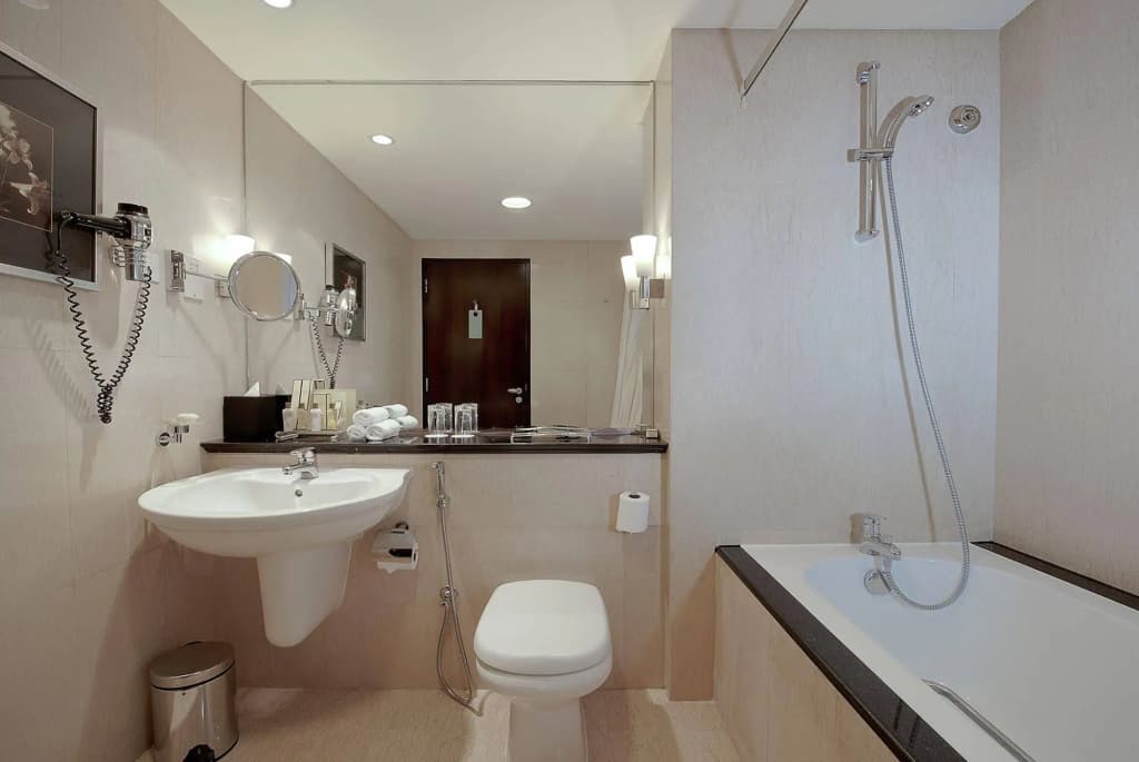 Shangri-La Residences and Apartments - photo 8