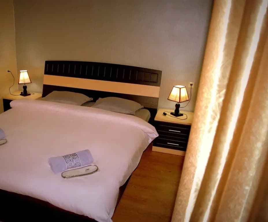 Hotel Monaco - photo 6
