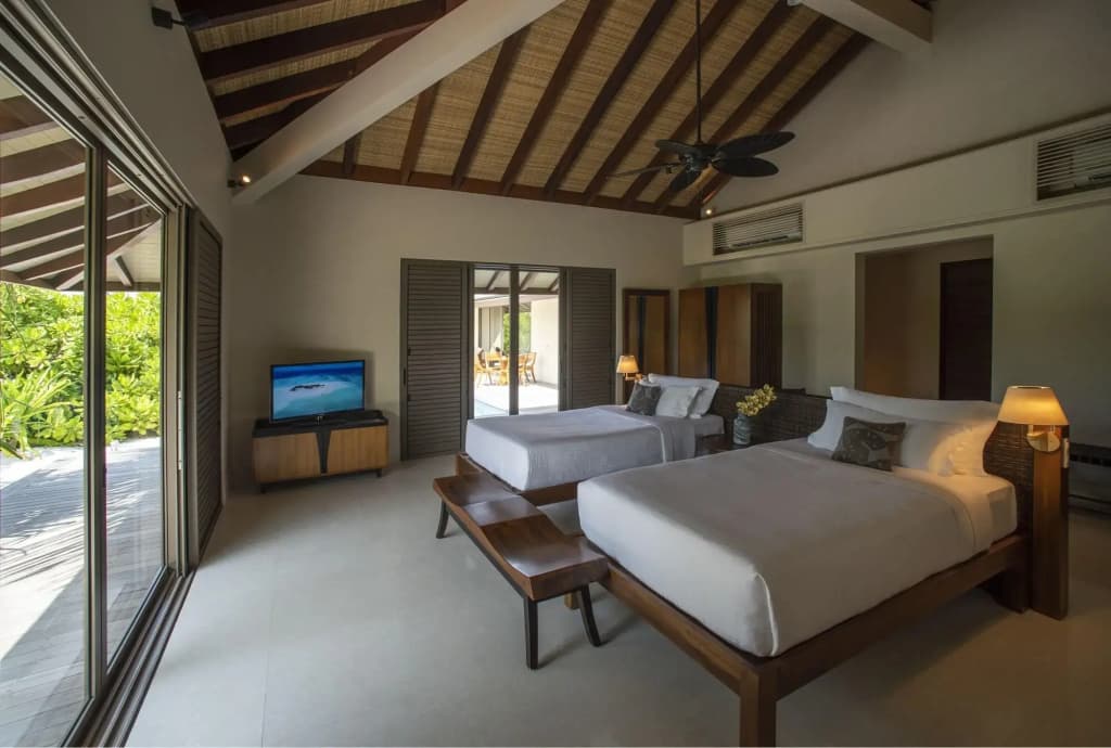 The Residence Maldives at Dhigurah Hotel - photo 1