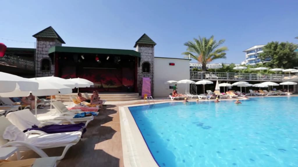 Galeri Resort Hotel - photo 18