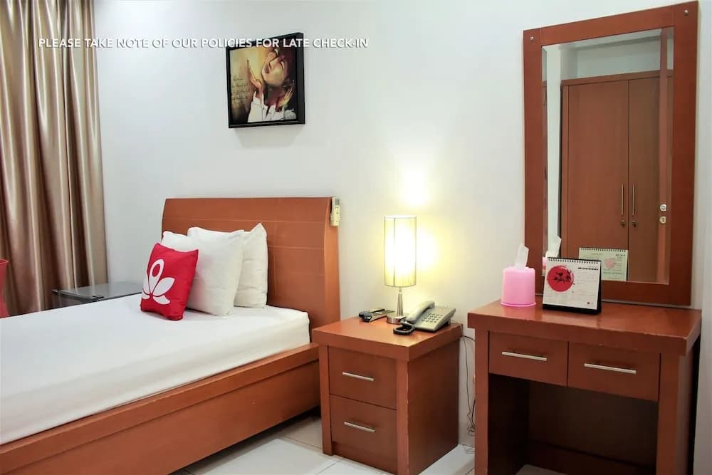 ZEN Rooms Setiabudi 15 - photo 4