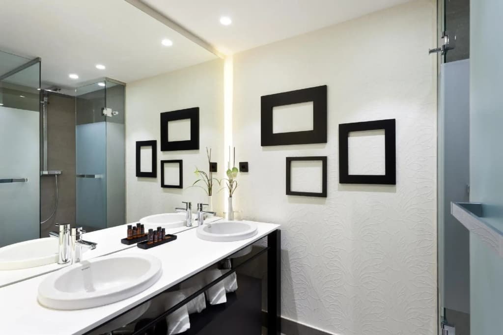 Hotel Condes de Barcelona - photo 9