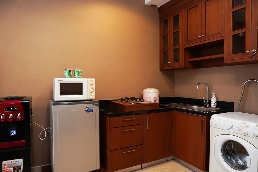 Stunning 1BR @ The Mansion of Kemang Apartment By Travelio - photo 14