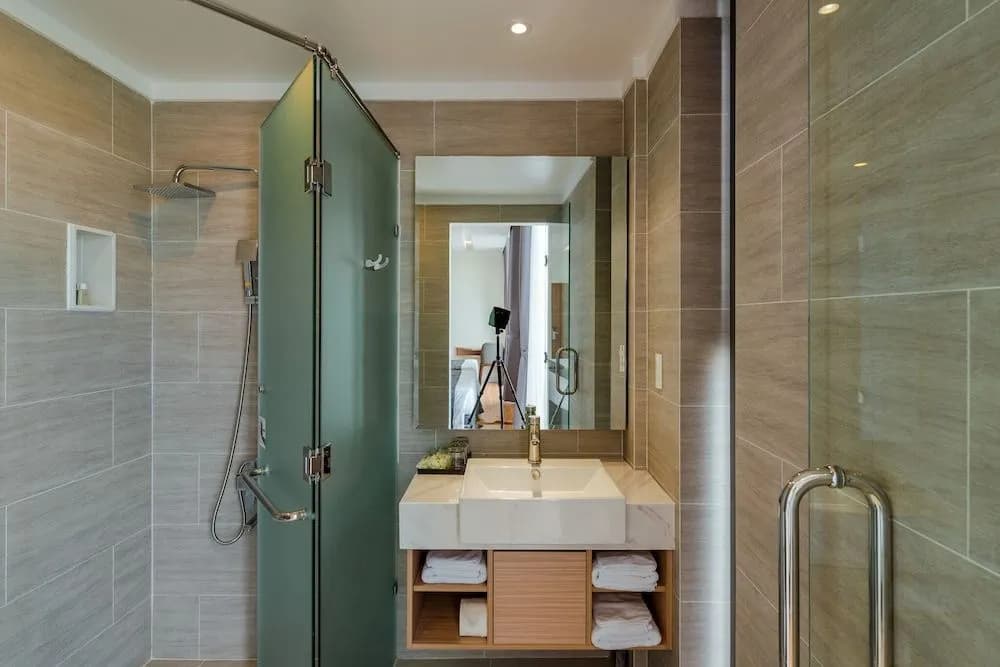 The Empire Hotel - photo 8