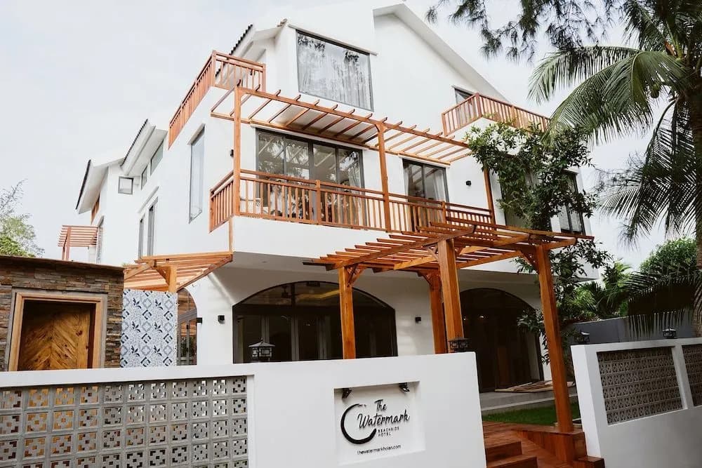 The Watermark Beachside Hotel - photo 1