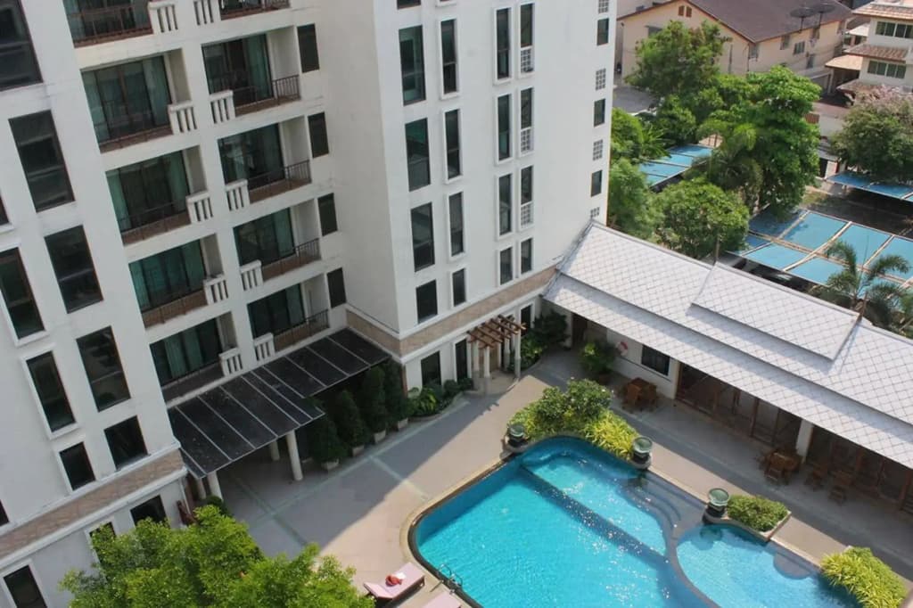 Lasalle Suites Hotel & Residence - photo 18