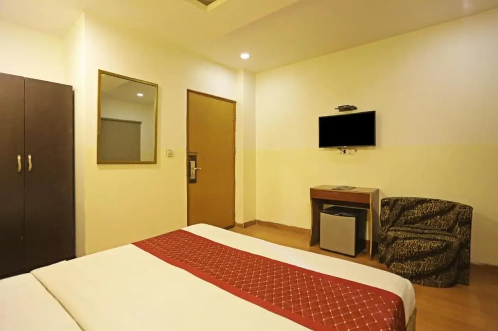 Hotel Milan by Foxi Group-Delhi Airport - photo 35