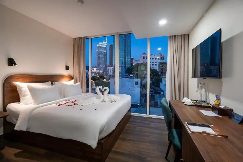 Hato Saigon Boutique Hotel & Rooftop - photo 2