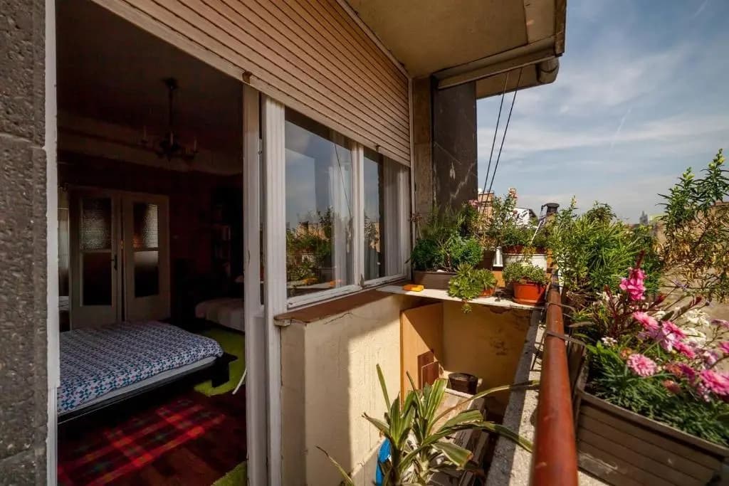 Lonyay Street Apartment - photo 5