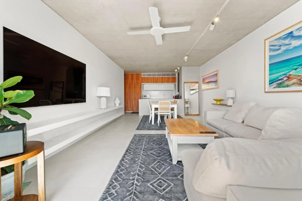 Premium Bondi Beach 2 Bedroom with Beach view and parking - photo 4