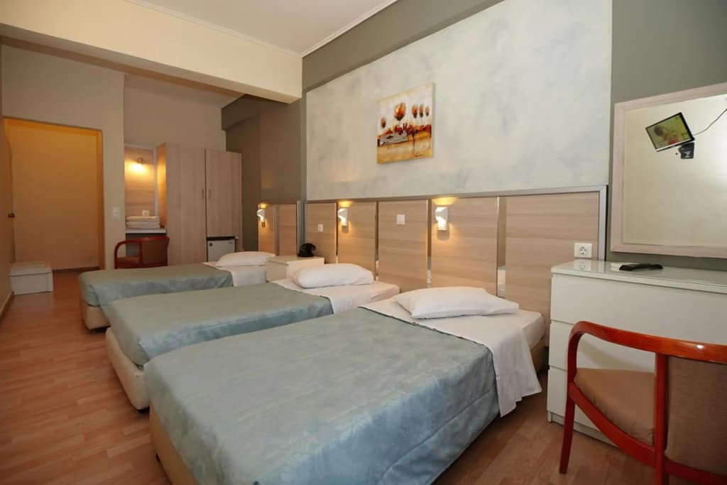 Hotel Socrates - photo 12