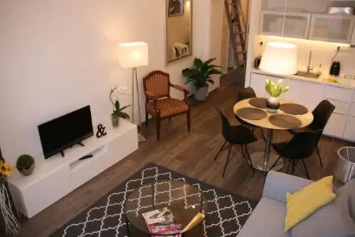 NILA Opera Apartment - photo 2