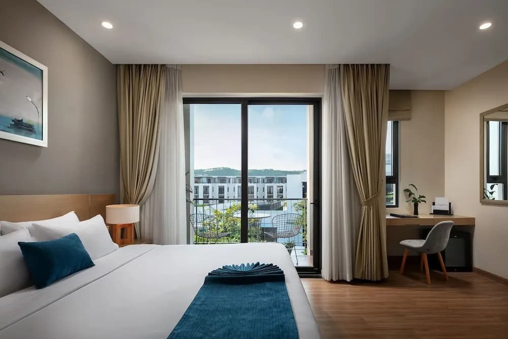 La Batisse Resort Halong - photo 4