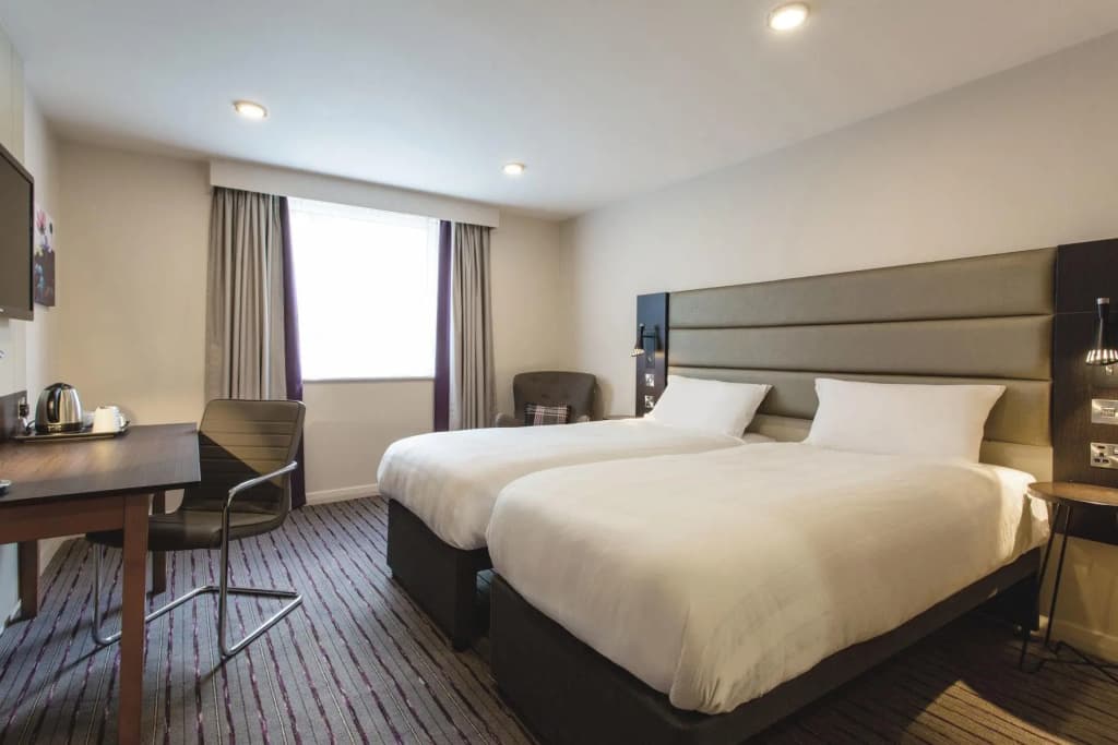 Premier Inn London St Pancras - photo 3
