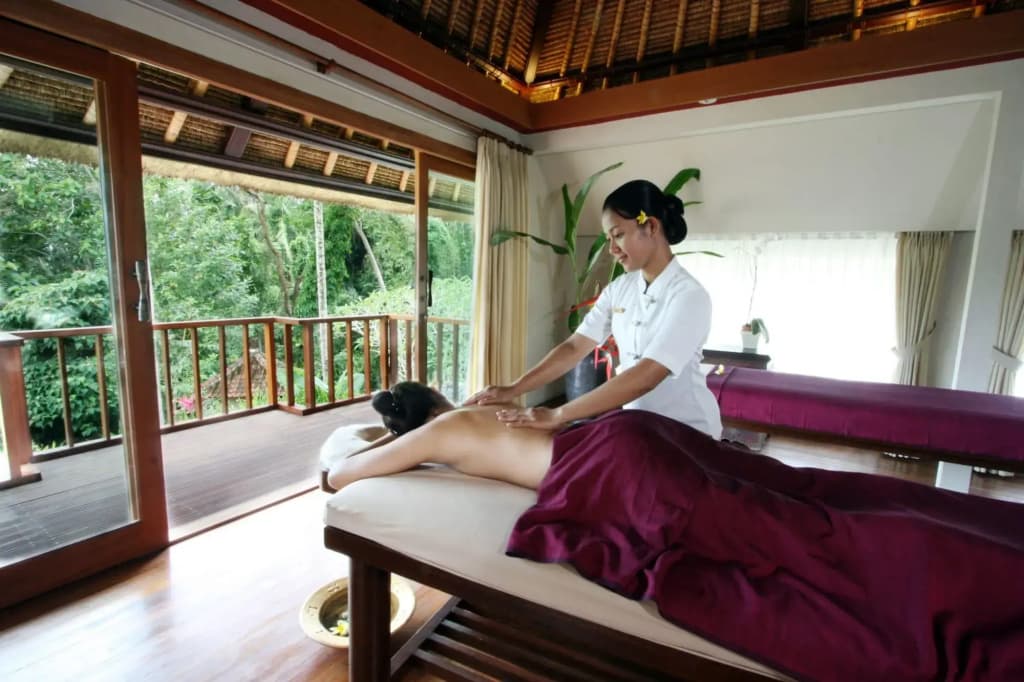 Kamandalu Ubud Resort - photo 21