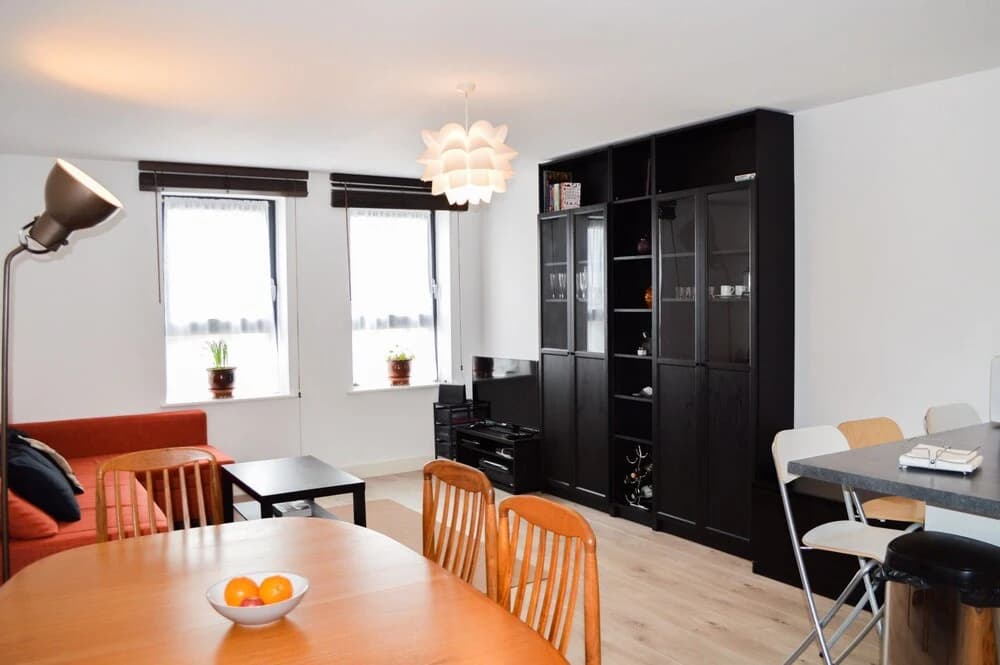 Spacious 2 Bedroom Home - photo 9