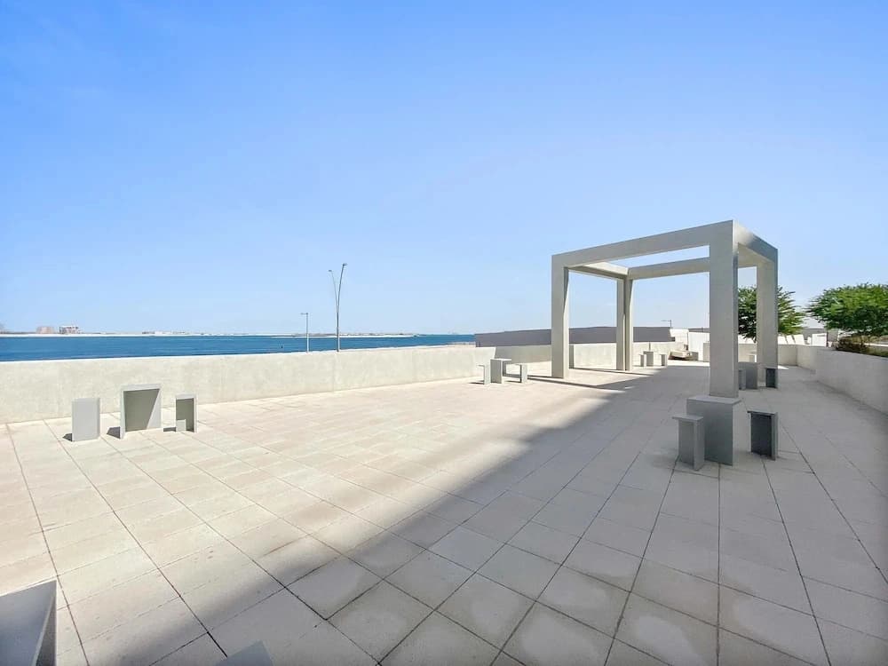 Silkhaus Chic Studio Pixel Tower Private Beach - photo 11