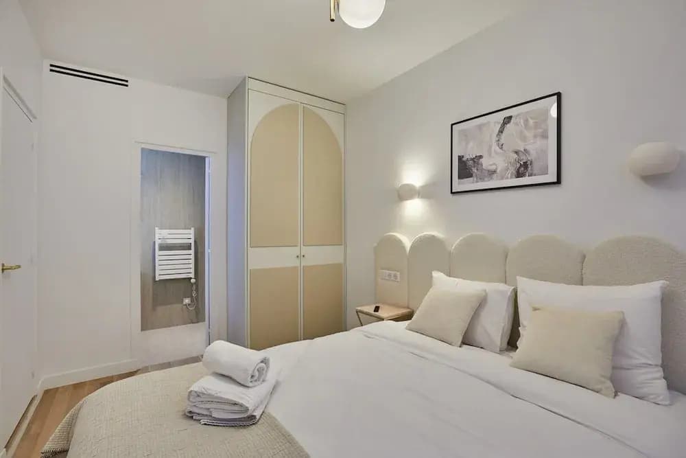 Superb Apartment in the Heart of Paris - photo 2