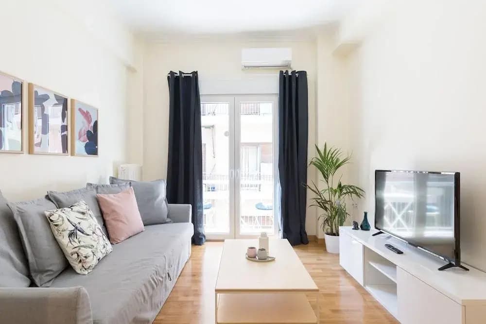 UPSTREET Cosy & Spacious 1BD Apt Koukaki - photo 1