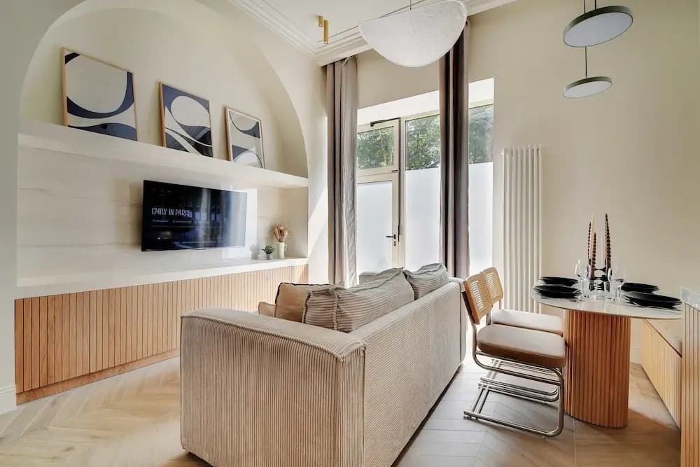 Modern Apartement Center of Paris Montmartre - photo 12