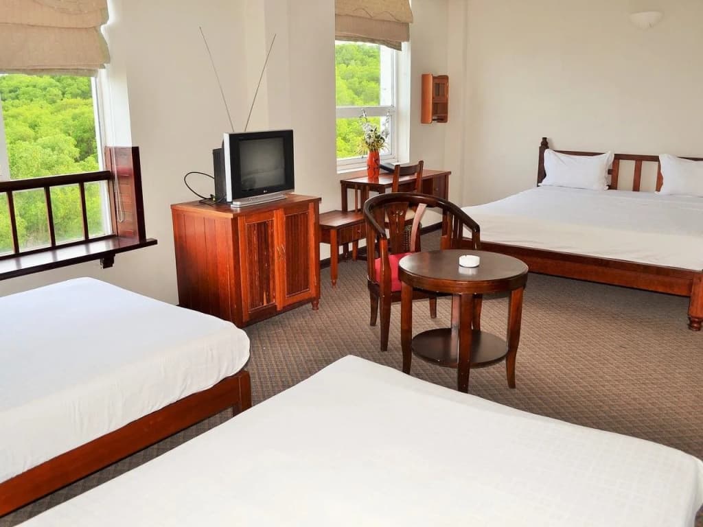 Hiddencharm hotel - photo 4