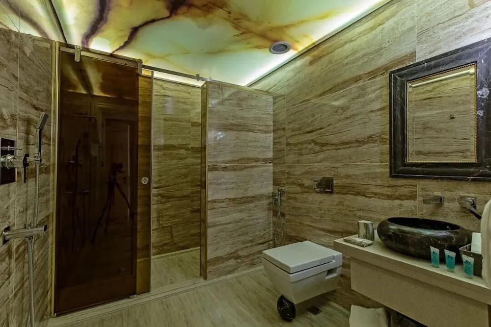 Aqua Liberty Hotel - photo 10