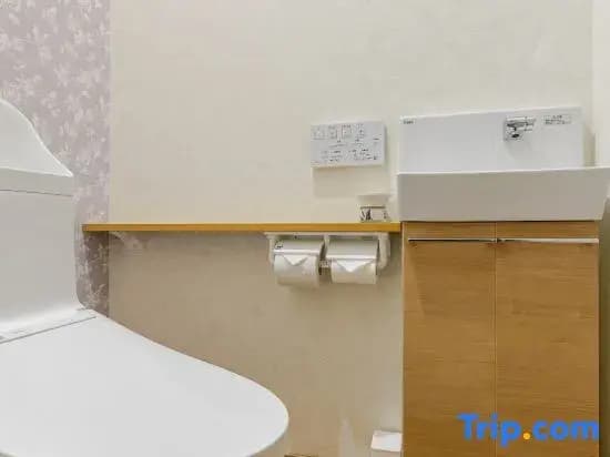 HRI Osaka Sanno 2-chome - photo 2