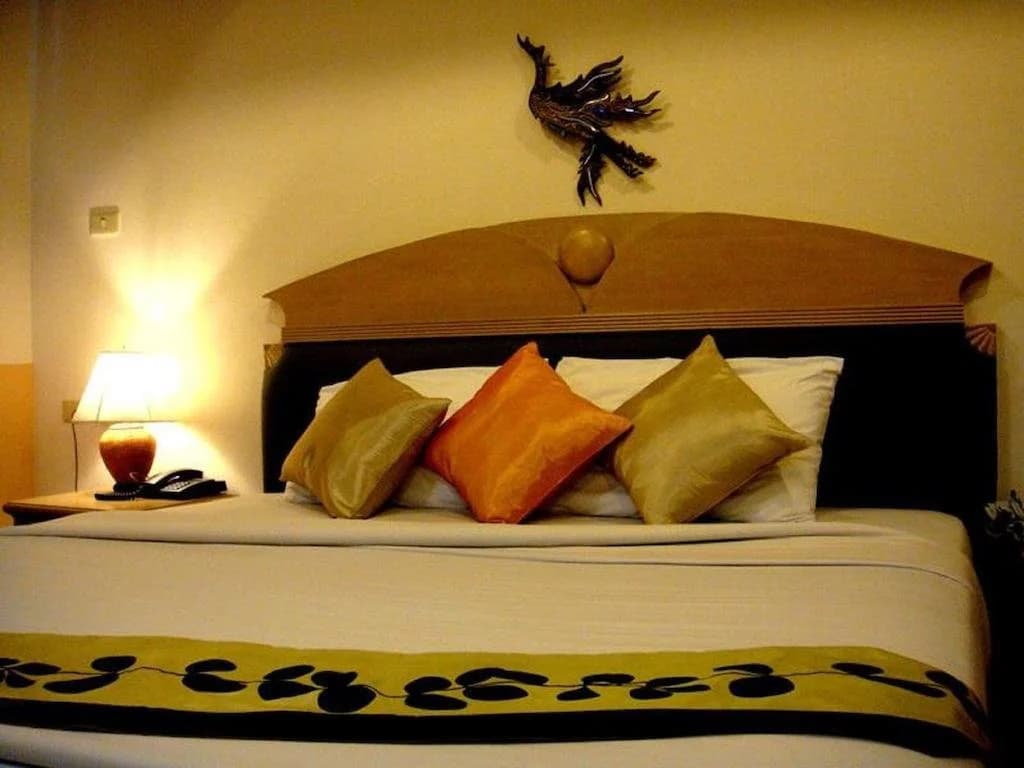 Hotel Sathorn Place - photo 3