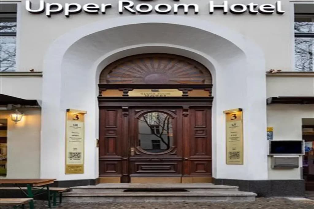 Upper Room Hotel Kurfurstendamm - photo 1
