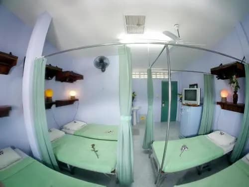 Dive Den Guesthouse - photo 11