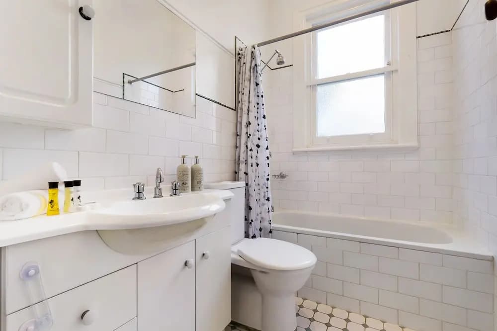 Drummoyne 3 Bedroom Home (62ALE) - photo 6
