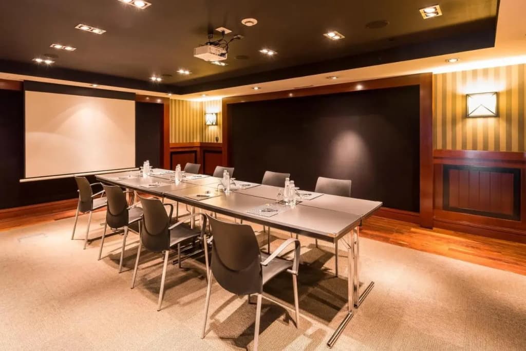 U232 Hotel - photo 13