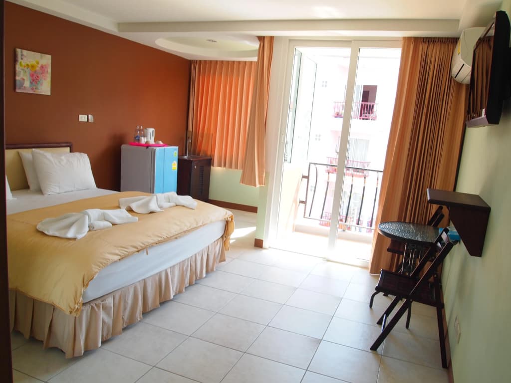 The Right Resort - photo 3