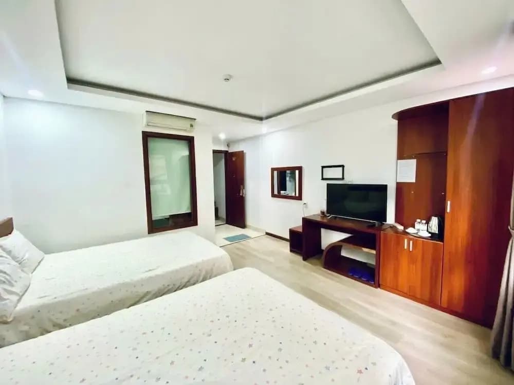 Bear Hotel & Homestay 2 - photo 13
