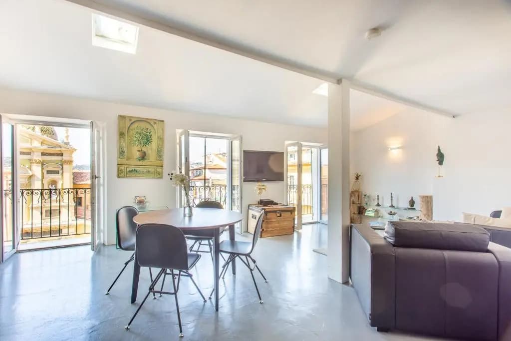 Ross 5- F2, Lumineux, Balcon, Loft, Clim, Vieux-Nice - photo 13