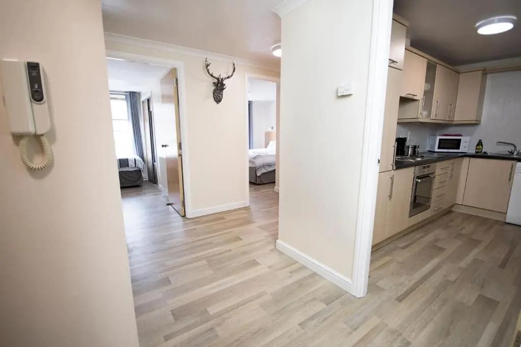 Lochend Serviced Apartments - photo 11