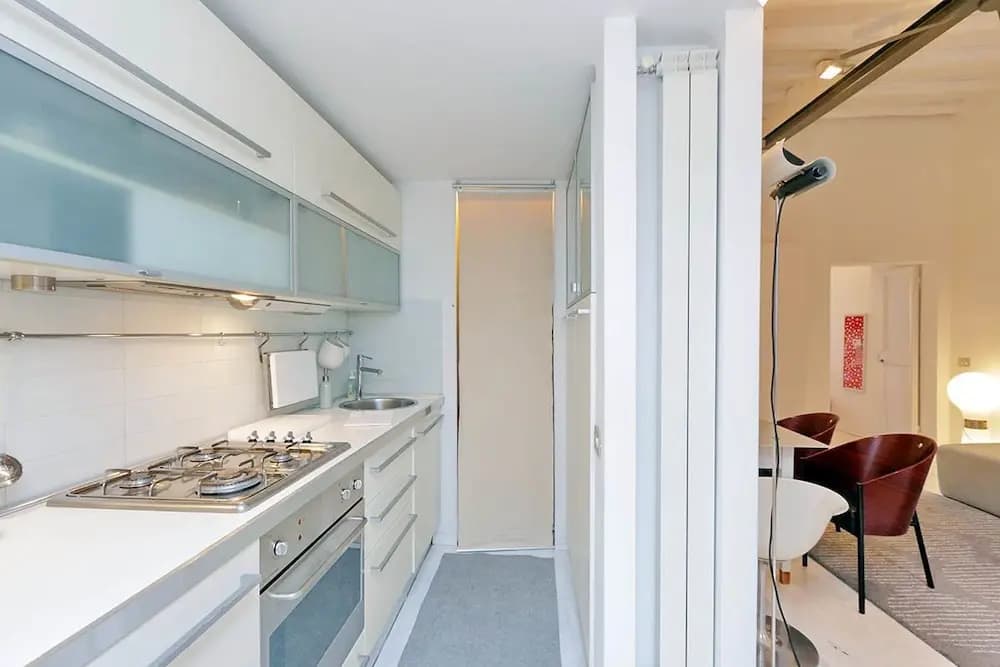 Monti Bright Apartment - photo 16