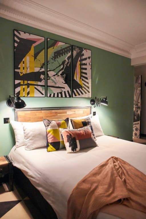 Madrigal hotel - photo 32
