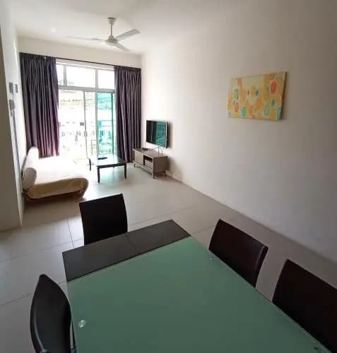 Cameron's Square Apartment - photo 4