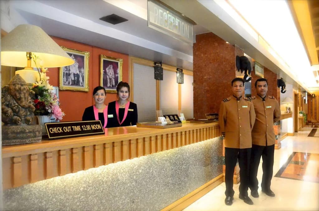 Ratchada City Hotel - photo 17